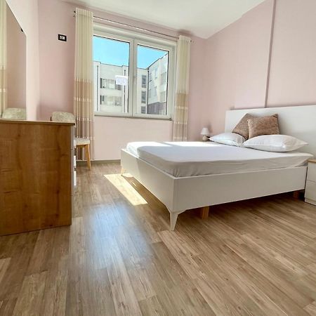 טיראנה Modern & Cozy Apartment מראה חיצוני תמונה