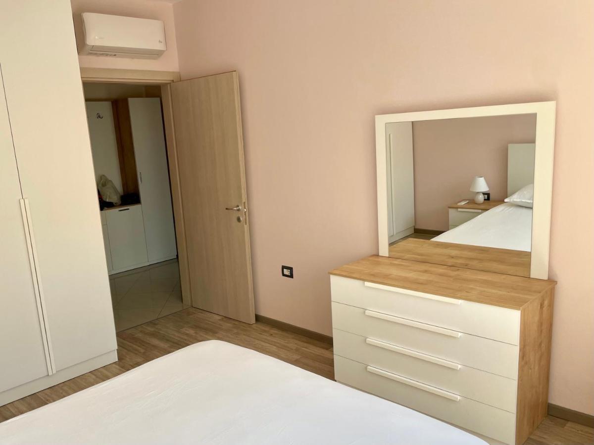 טיראנה Modern & Cozy Apartment מראה חיצוני תמונה